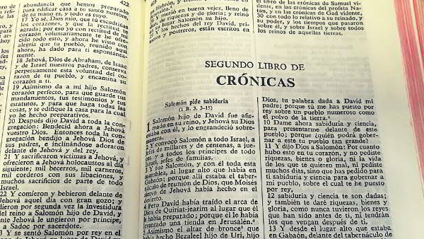 La Biblia: 2 Libro de Crónicas - Resumen